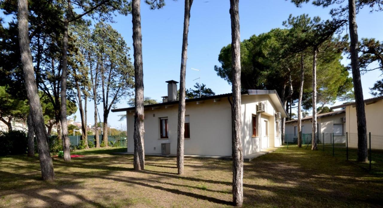 Villaggio Le Palme Lignano Sabbiadoro Bagian luar foto